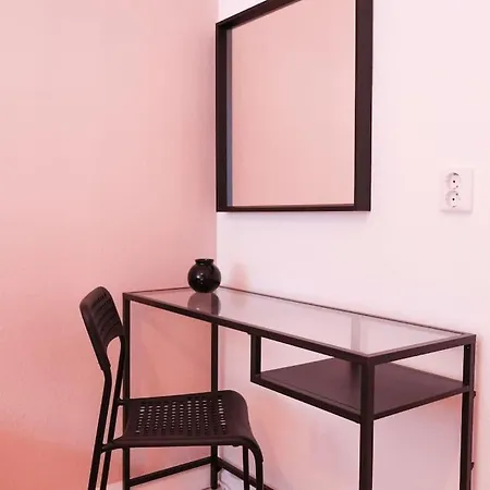 Stadtoase Design In Der Altstadt Von Διαμέρισμα *