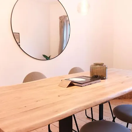 Διαμέρισμα Stadtoase Design In Der Altstadt Von Κόμπλεντς