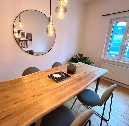 Stadtoase Design In Der Altstadt Von Appartement Koblenz (Rhineland-Palatinate)