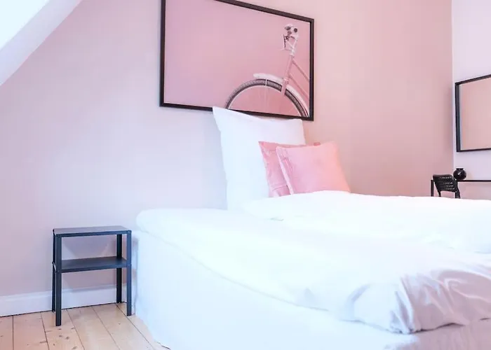 Stadtoase Design In Der Altstadt Von Appartement